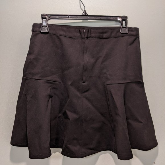 MINKPINK Flippy Flare Black Skirt - Picture 3 of 5